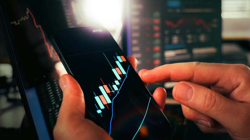 Homepage for Personal Finance Savings and Investments paper trading apps